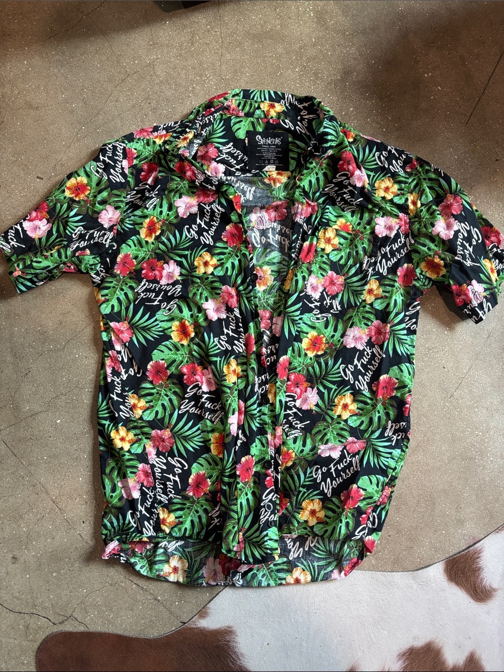 Spencers Sunset Hawaiian Floral Short-Sleeve Shirt - Black/Green